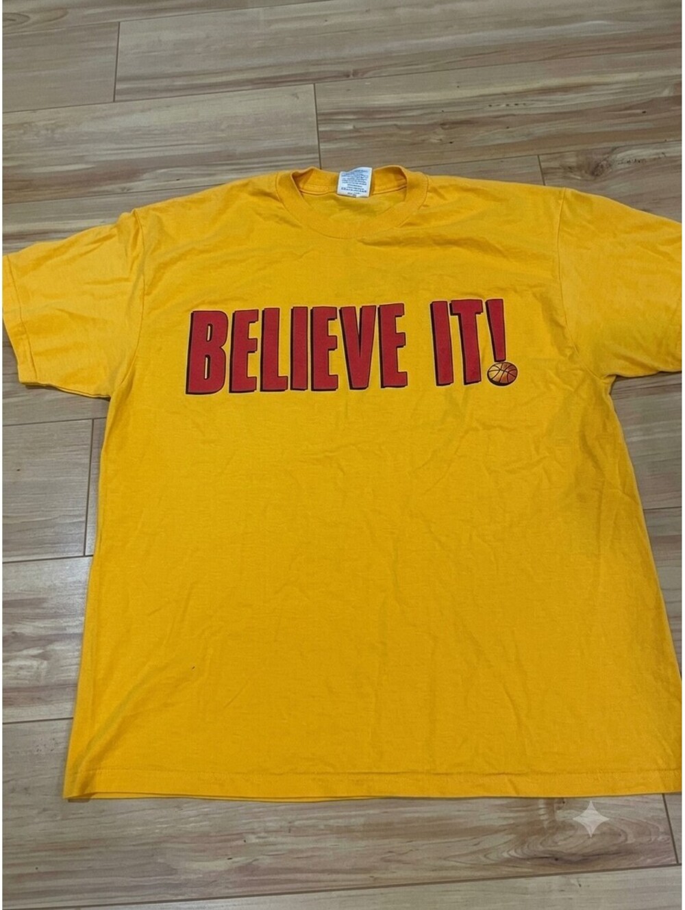 🏀 Vintage 90s Hanes Heavyweight "Believe It!" Graphic Tee 🏀